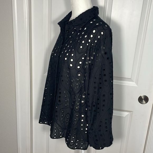 Zara Embroidered Eyelet Shirt Size Large Black Button Up 3/4 Sleeve - Picture 5 of 13